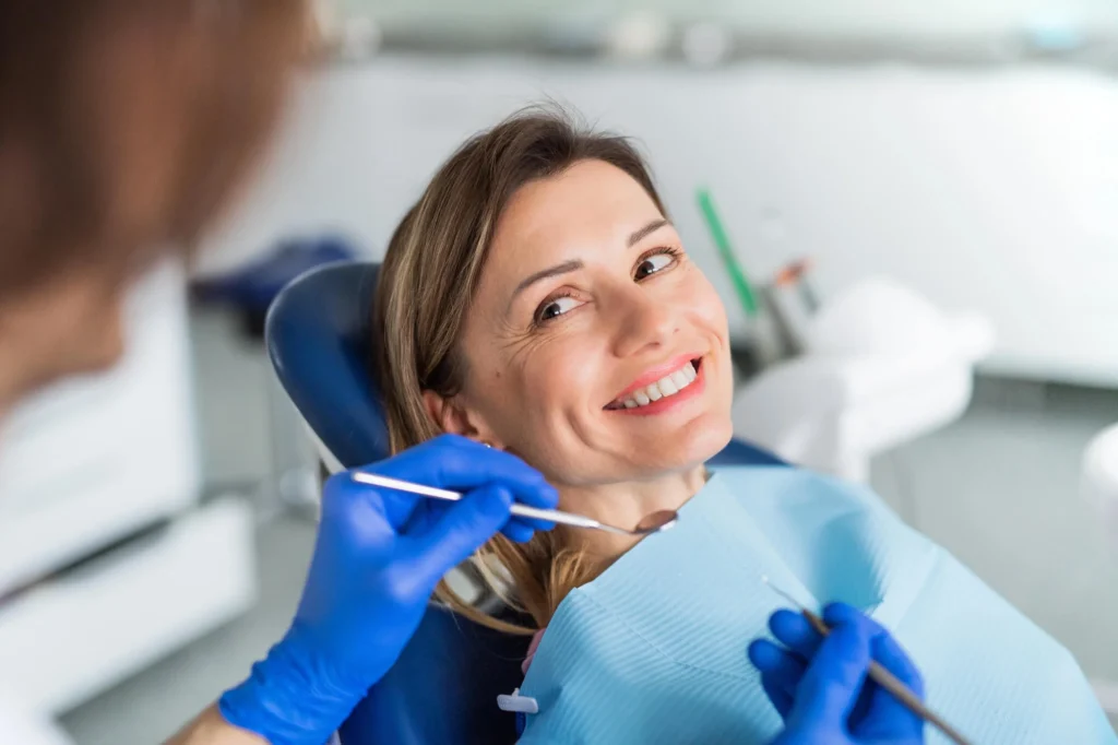 Female patient and the best dentist near you in Panama City.